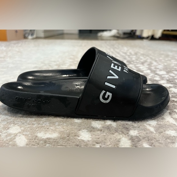 Givenchy Slides - Picture 4 of 5